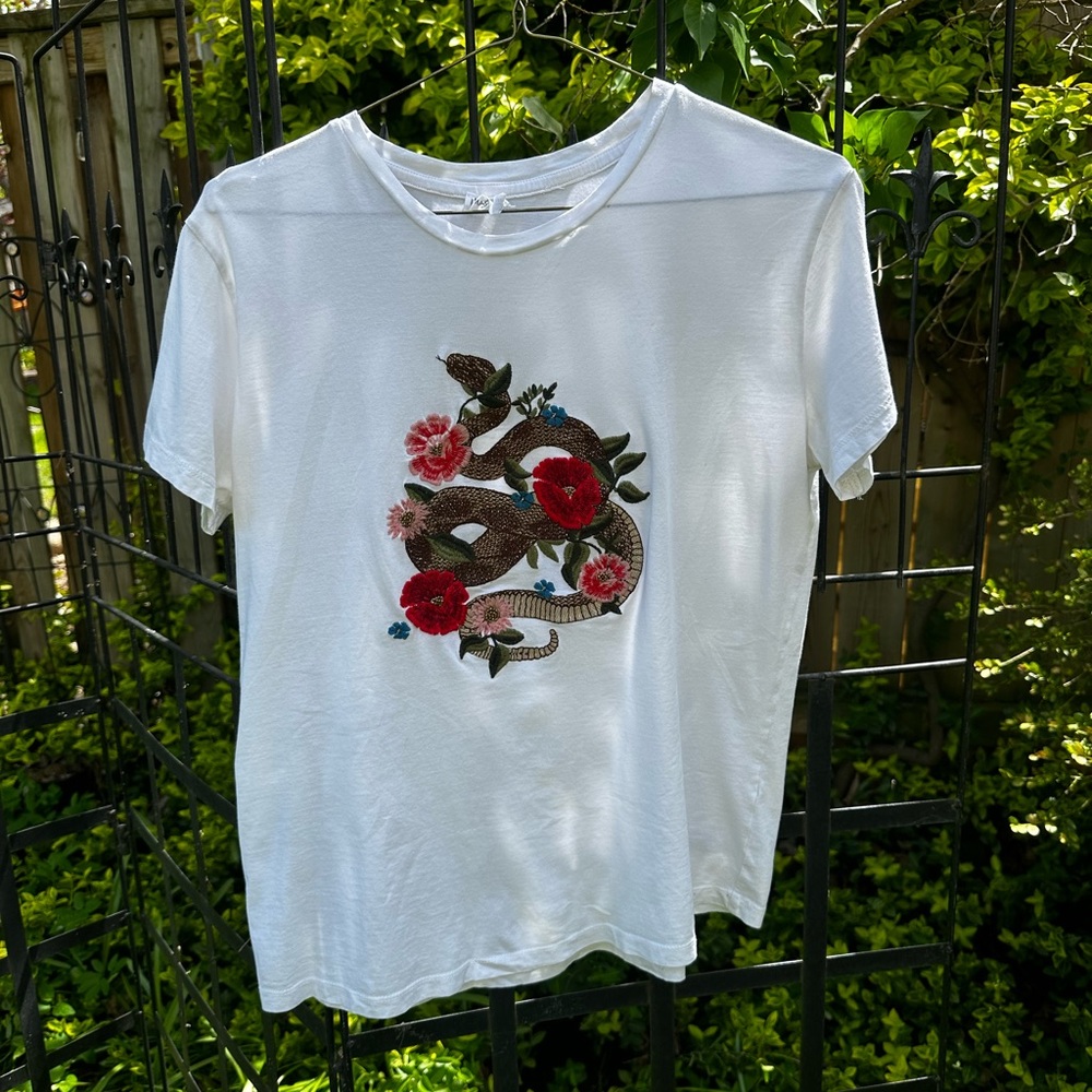 Mango Embroidered Graphic Tee